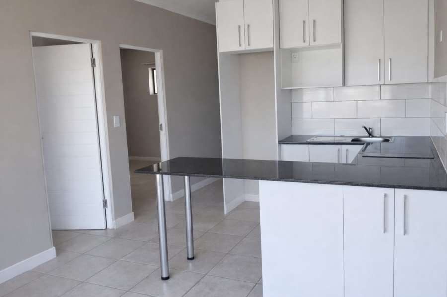 2 Bedroom Property for Sale in Oakglen Western Cape